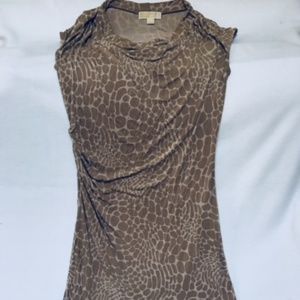 Tan and cream giraffe pattern jersey dress